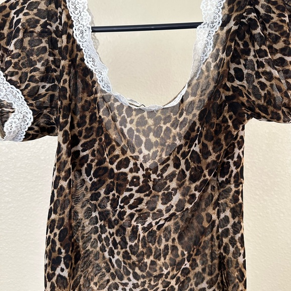 Kimchi Blue Blake Puff Sleeve Mesh Top - Picture 5 of 8